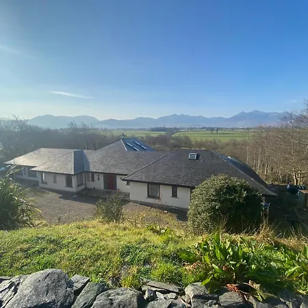 Ring Of Kerry 4 Bedroom House With Private Garden, Table Tennis Cill Airne